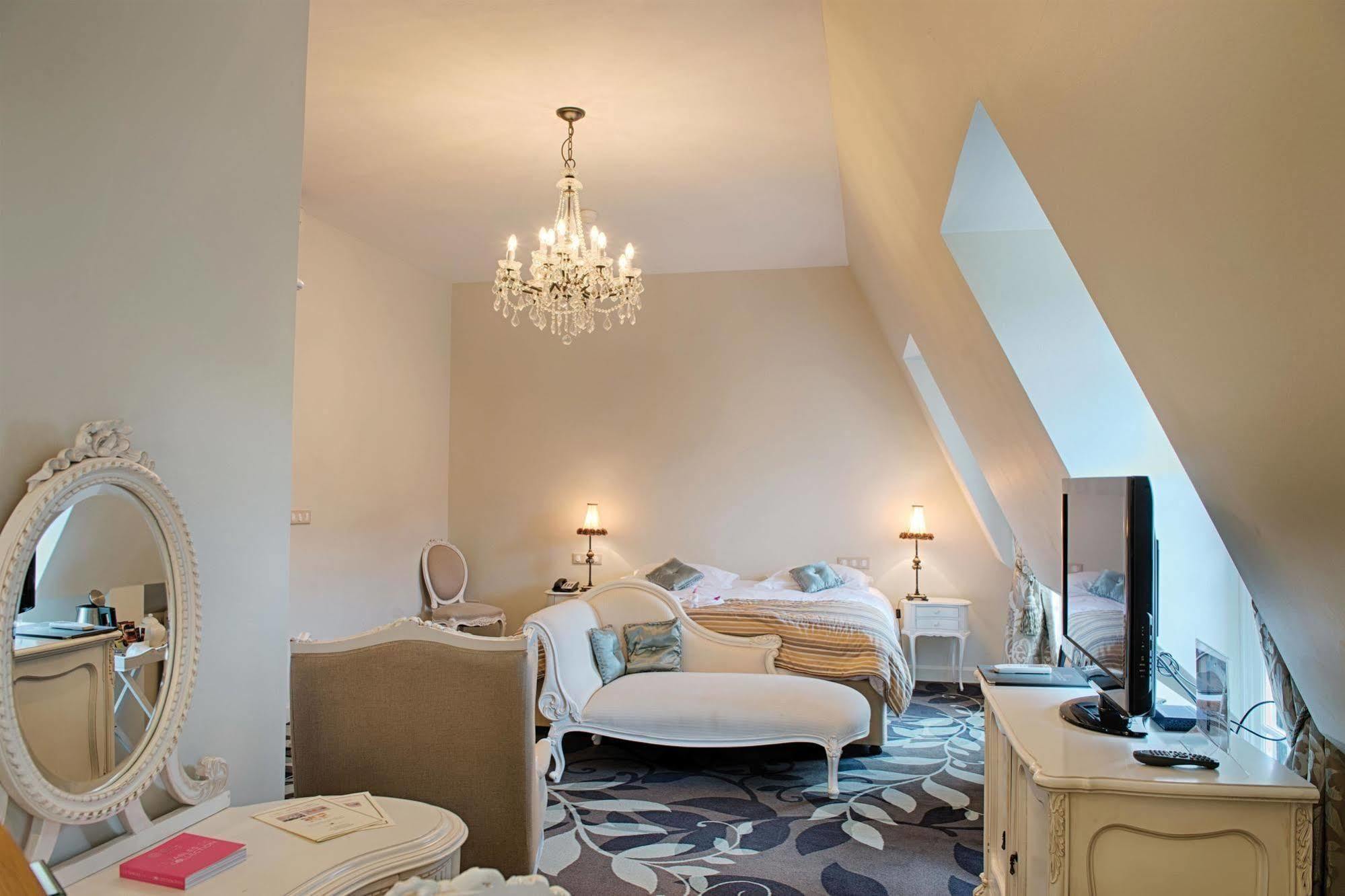 Wyndham Halcyon Resort La Souterraine Noth Buitenkant foto